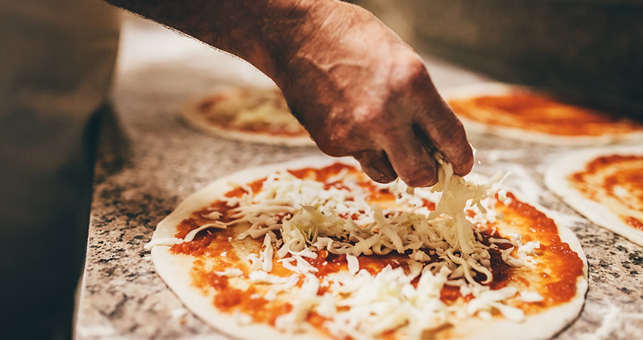 Jacques Cartier Pizza une expérience authentique et savoureuse sur le boulevard Édouard