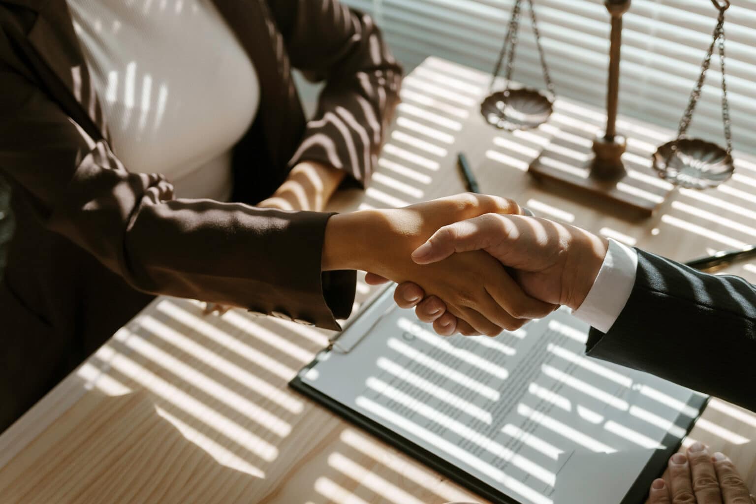 Résolution de litiges familiaux et civils à Beloeil : Guide des démarches légales