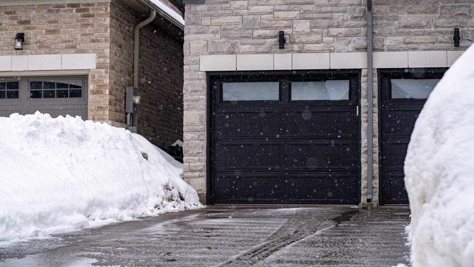 Optimisation et réparation des systèmes de portes de garage à Delson