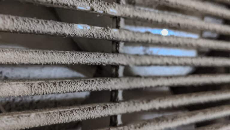 Décontamination des conduits de ventilation après rénovation à Brossard